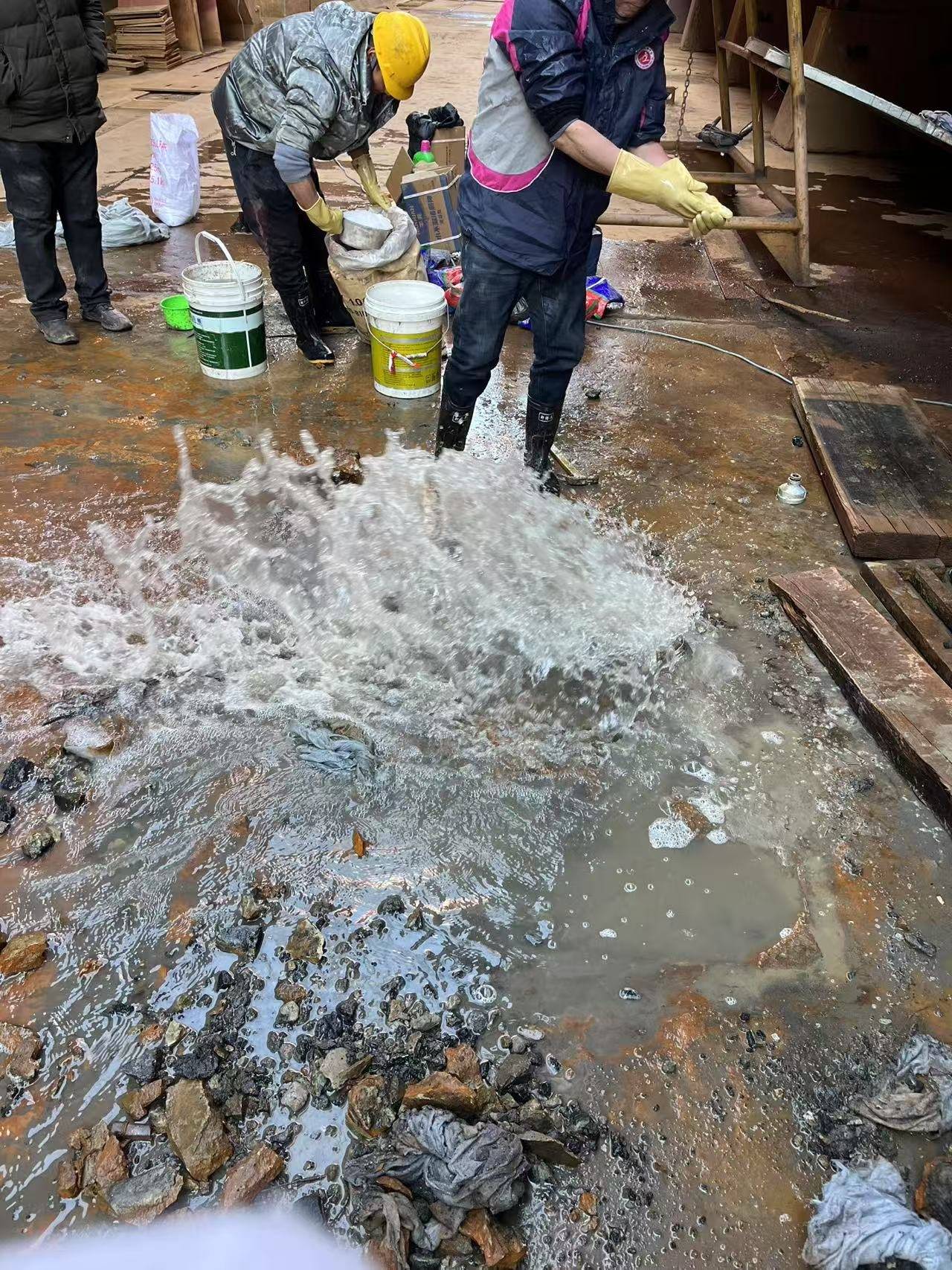 南阳宛城区隧道堵漏